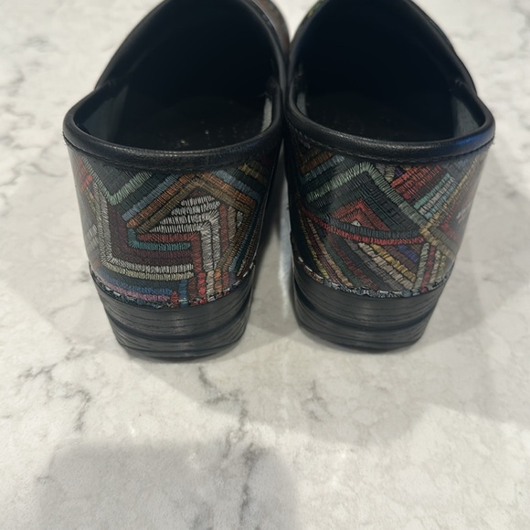 Multicolor dansko worn twice! - Picture 3 of 7